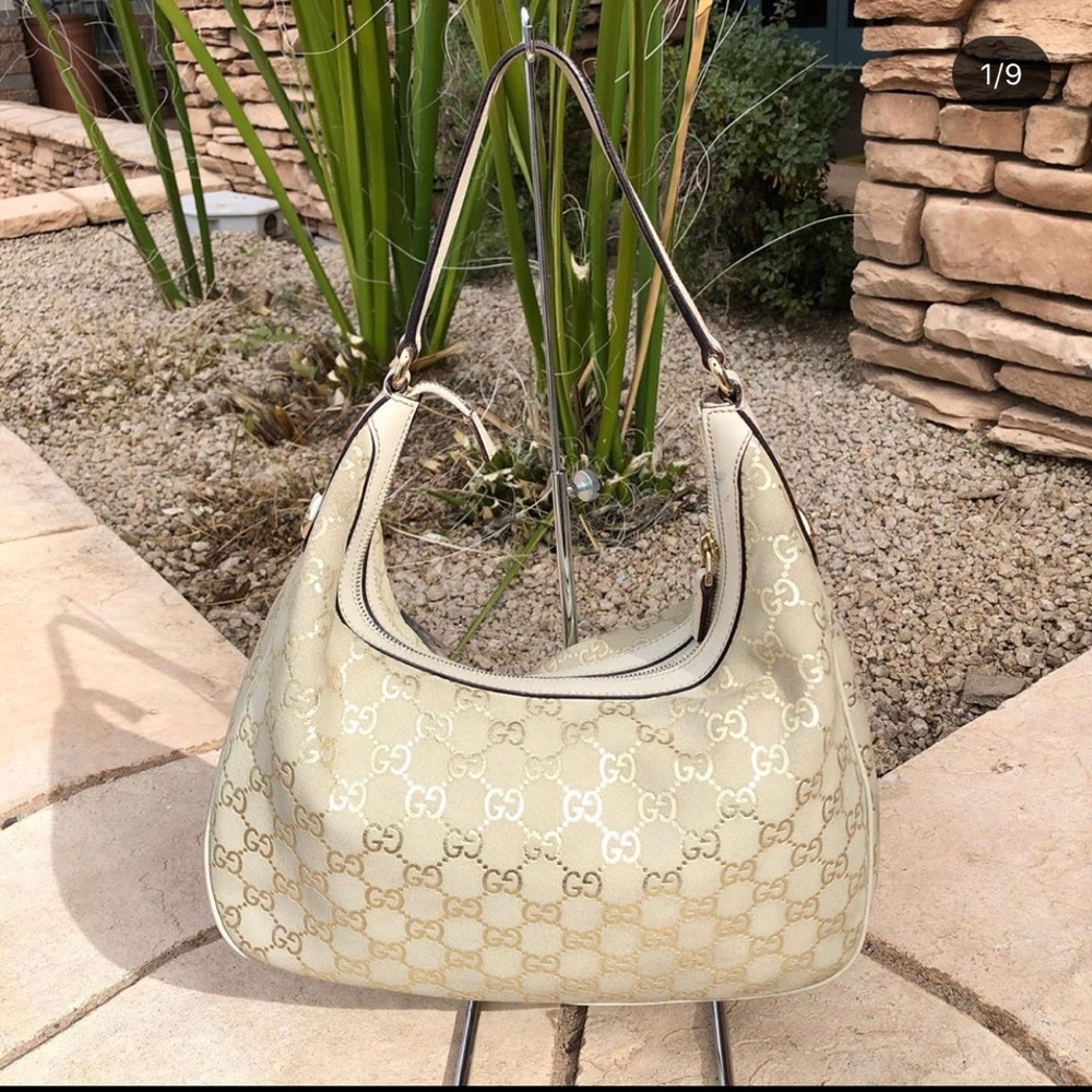 Gucci Shoulder Bag